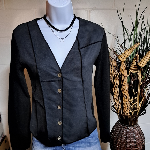 Foravi Top/Vest - Picture 3 of 7